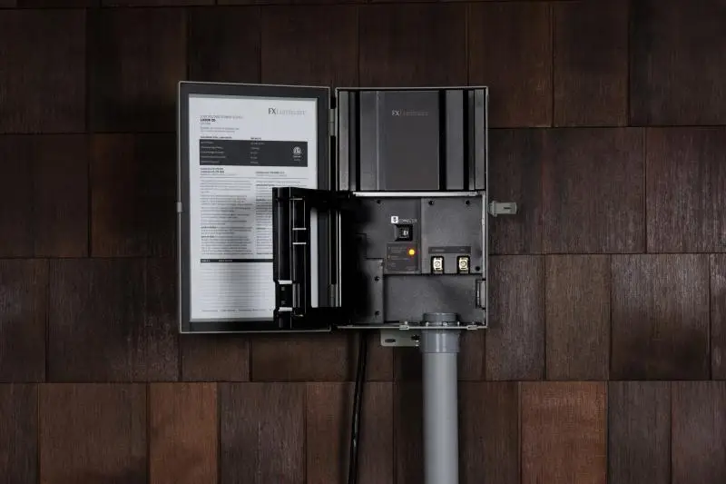 outdoor lighting transformer pic
